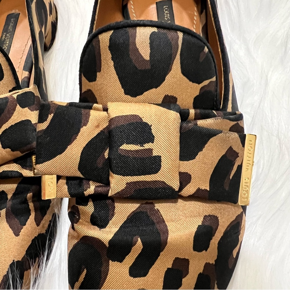 Louis Vuitton Bowline Flat Loafer - Picture 8 of 9